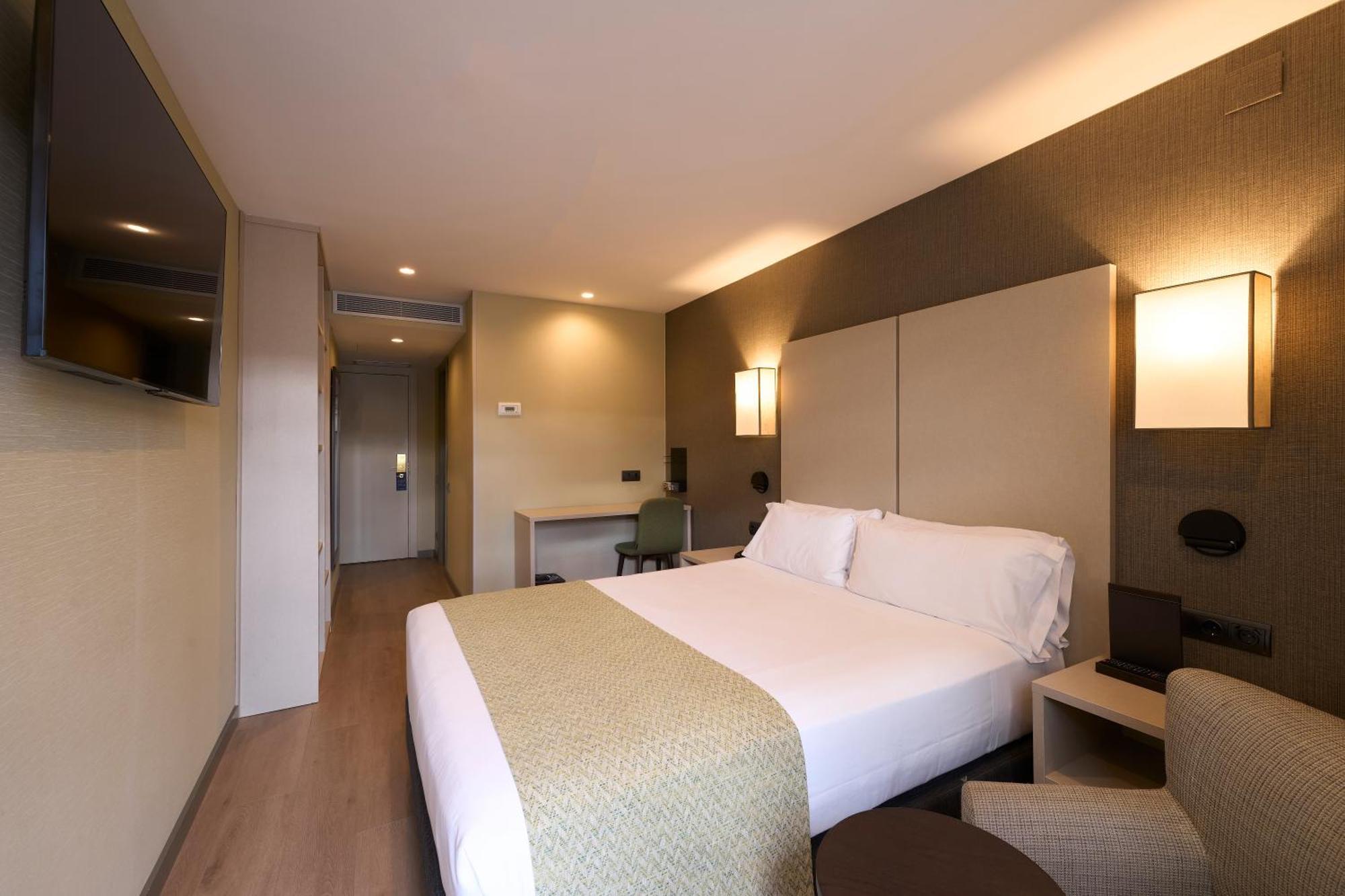 Catalonia Park Putxet Hotel Barcelona Bagian luar foto