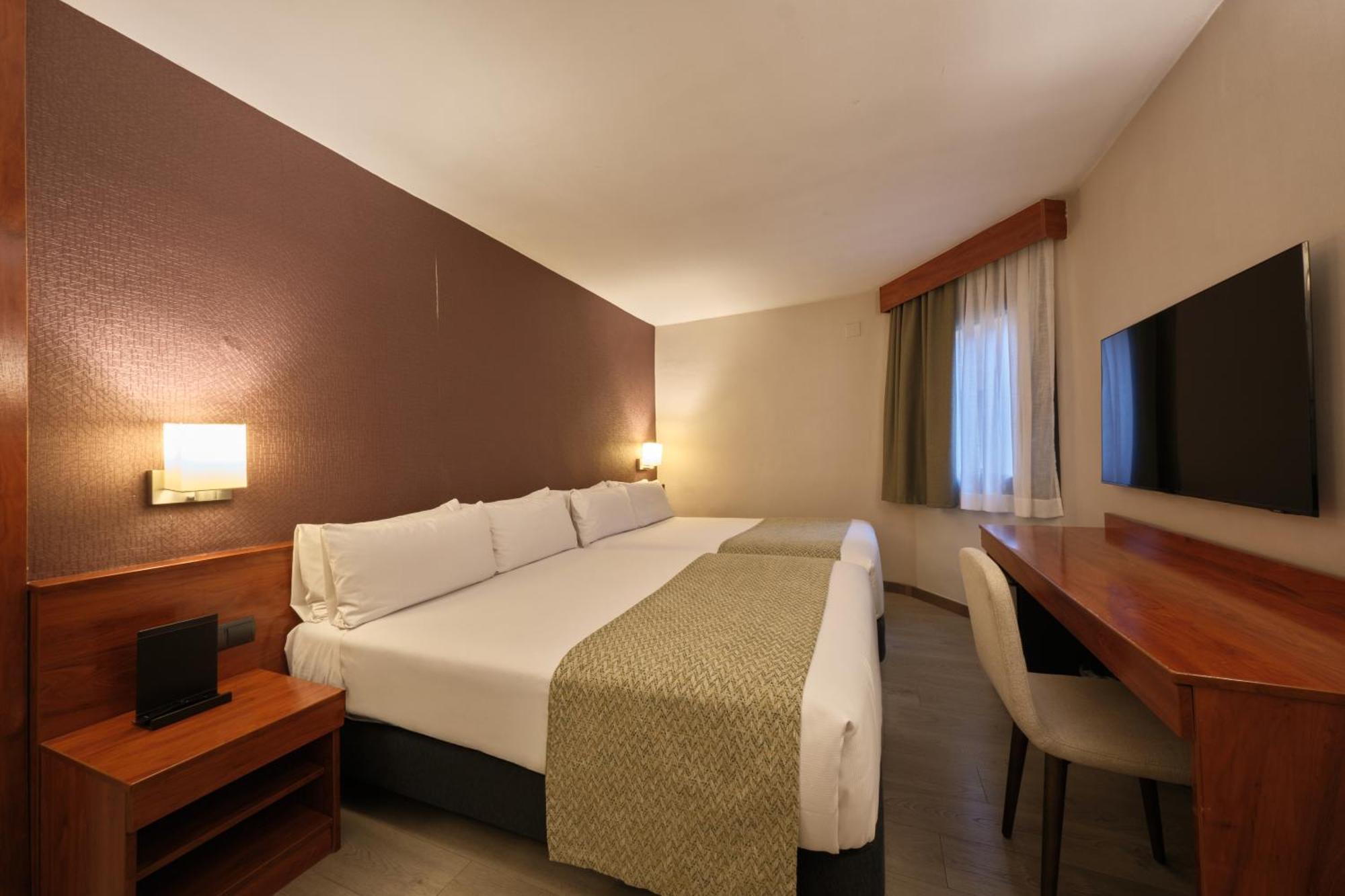 Catalonia Park Putxet Hotel Barcelona Bagian luar foto