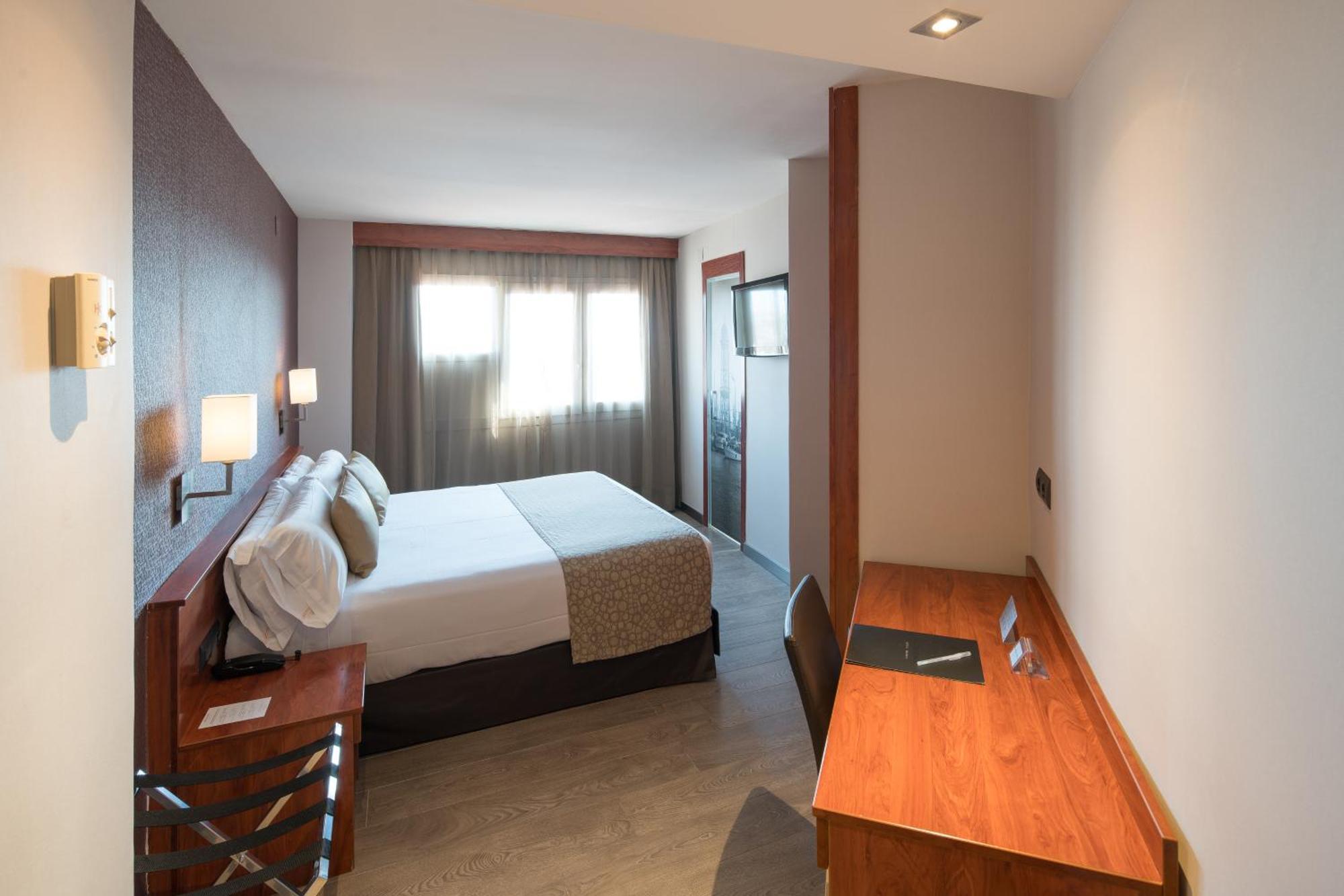 Catalonia Park Putxet Hotel Barcelona Bagian luar foto